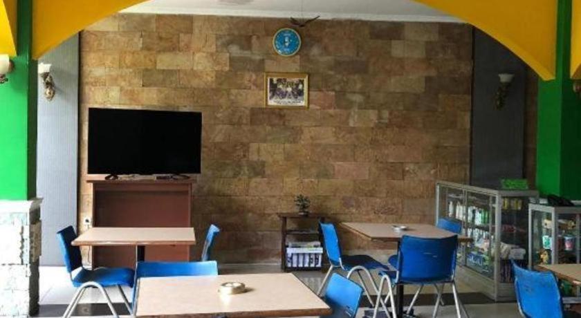 טראקאן Hotel Kaisar מראה חיצוני תמונה